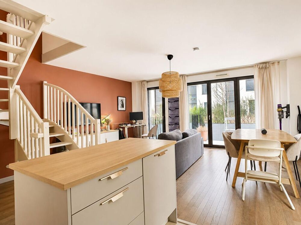 Vente Appartement Vente T3 65m2 BORDEAUX (33300) Bordeaux