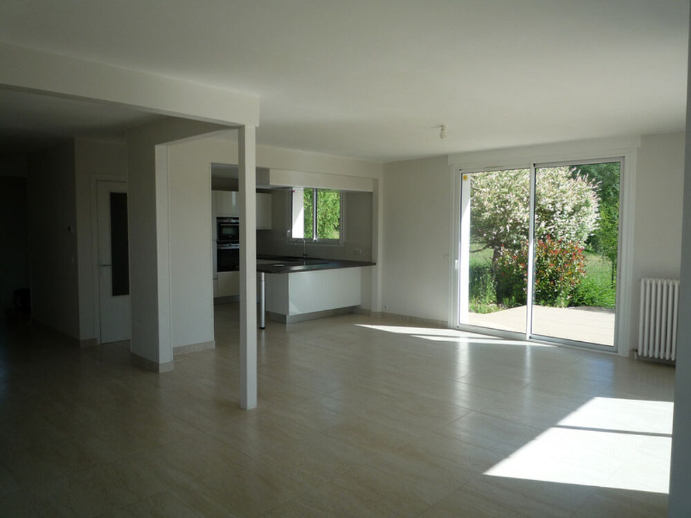 BRASLES (02) à vendre belle maison contemporaine en parfait état de 186 m2 sur un terrain clos de 1278 m2