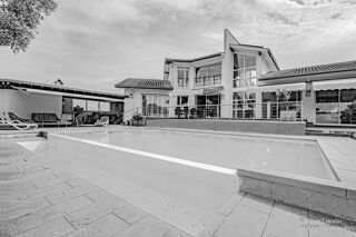  Villa � vendre 8 pi�ces 226 m�