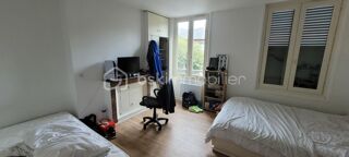  Immeuble à vendre 15 + pièces 269 m²