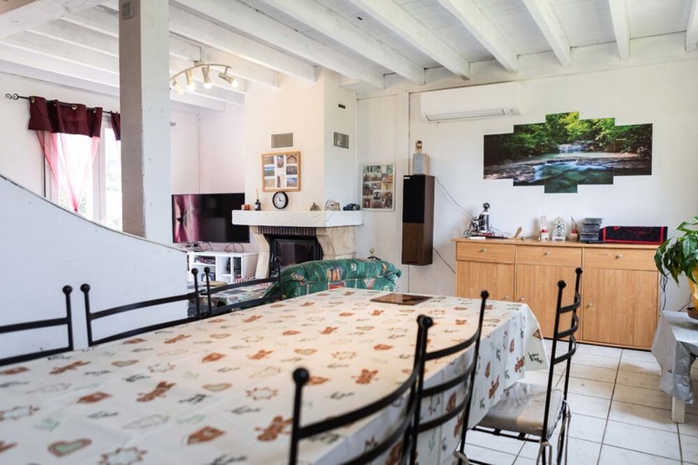 Maison à vendre 5 pièces, 4 chambres, 105m², grand garage, terrain 1200m², à SERRES CASTET (64)