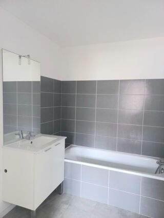  Appartement à louer 2 pièces 37 m²