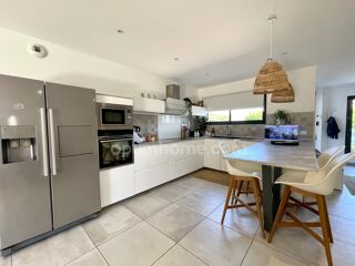  Villa à vendre 5 pièces 140 m²