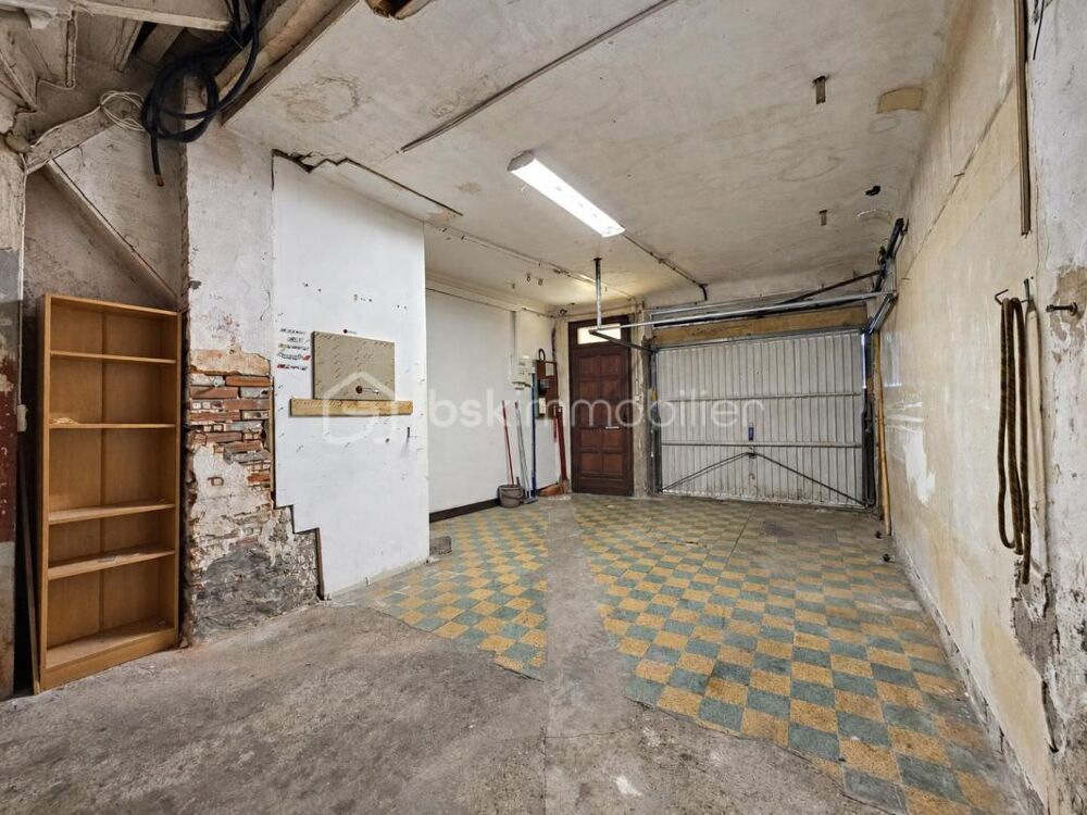 MAISON DE VILLAGE - GARAGE - 1 CHAMBRE