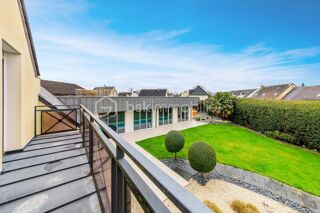  Maison � vendre 8 pi�ces 305 m�