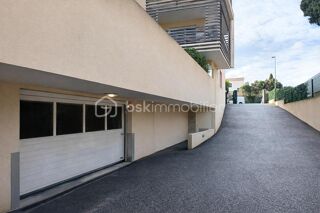  Parking / Garage � vendre 12 m�