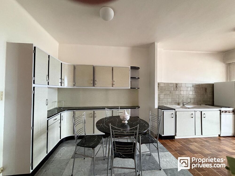 Vente Appartement Appartement spacieux avec terrasse et parking, quartier Saint-François - Grasse Grasse