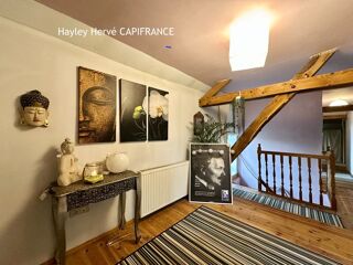  Maison à vendre 15 + pièces 336 m²