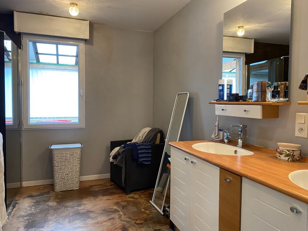 � vendre  Maison Montignac (24290)