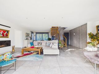  Maison � vendre 4 pi�ces 145 m�