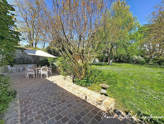  Maison à vendre 15 + pièces 460 m²