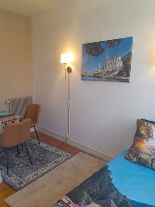  Appartement à louer 4 pièces 83 m²
