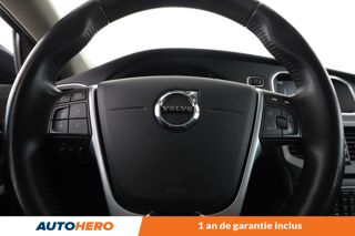 V40 2.0 D2 Momentum Business Geartronic 6 120 ch 2016 occasion 92130 Issy-les-Moulineaux