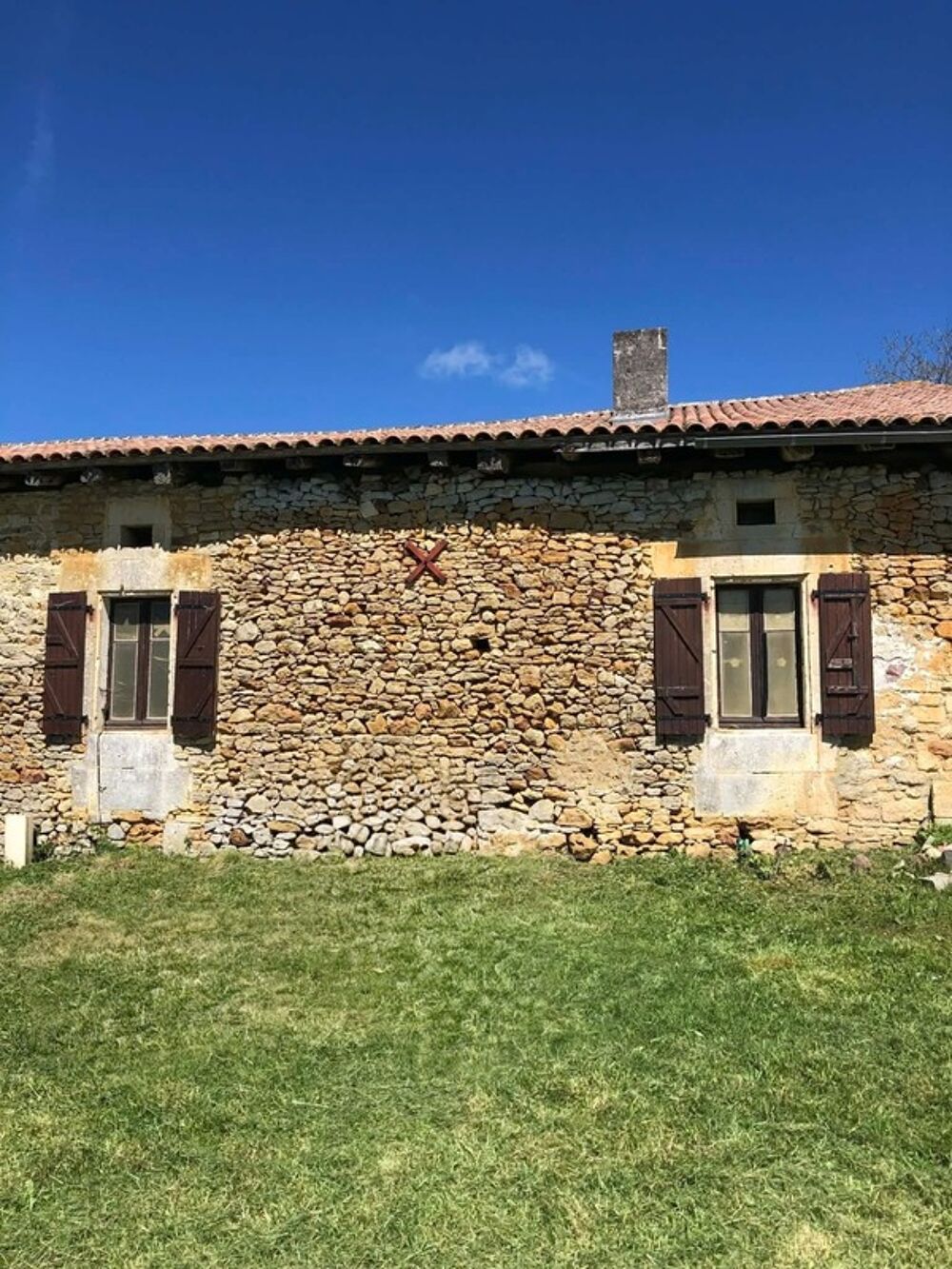Vente Maison Fermette en pierre 450 m2 avec 3 ha MAREUIL (24)  124 700€ FAI Mareuil