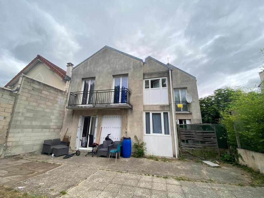 INVESTISSEMENT à ARNOUVILLE (95) - Rue de la GIRONDE - MAISON de 8 pièces de 190 M² sur parcelle de 652 m²