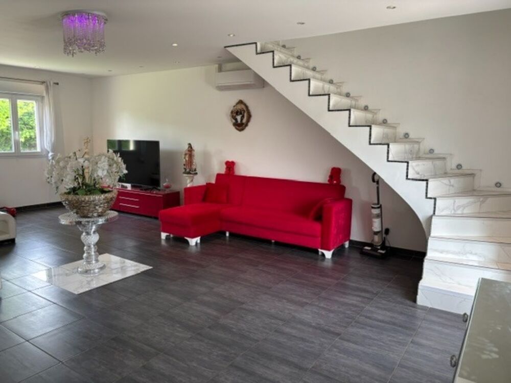 Maison à vendre 7 pièces JUILLY (77)