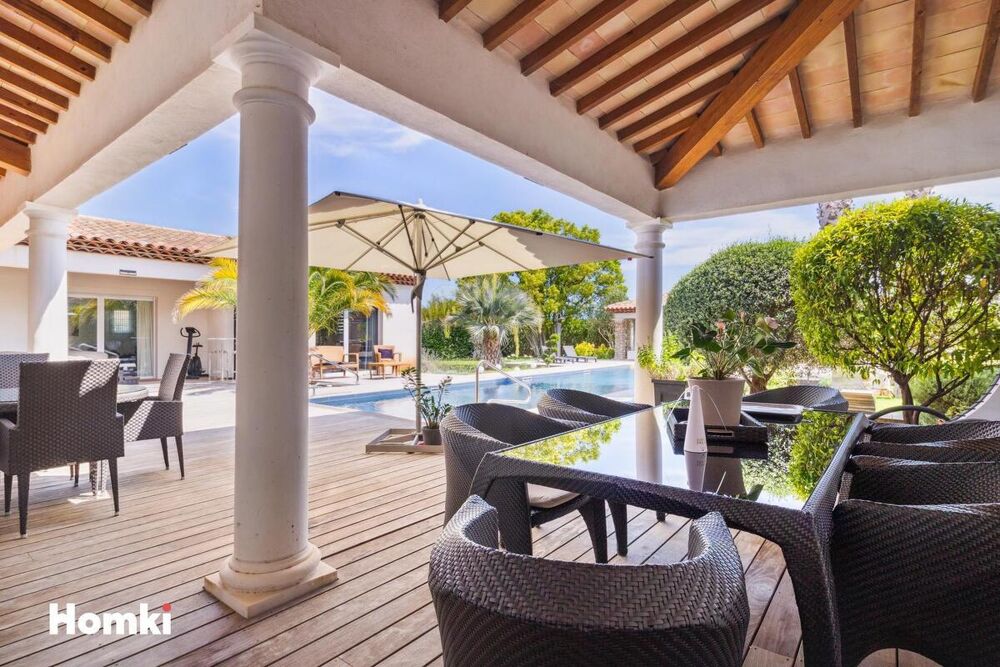 � vendre  Villa Le Cannet-des-Maures (83340)