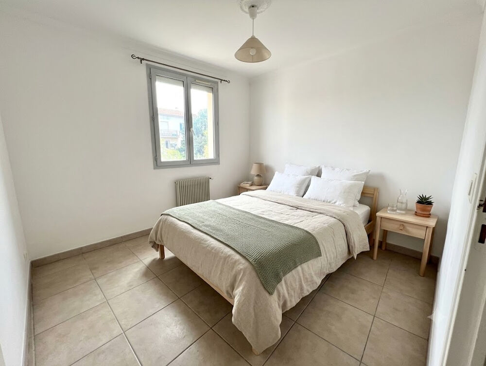 Martigues , App T3/4 de 71m2 ,plein sud , avec deux balcons et parking