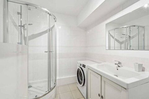  Appartement  louer 5 pices 100 m