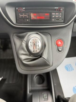 Kangoo Express GRAND VOLUME MAXI BLUE DCI 95 CONFORT - 5P 2022 occasion 91650 Breuillet