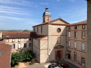  Appartement à louer 2 pièces 44 m²