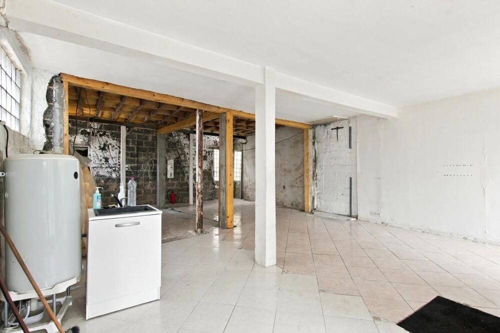 Vente Appartement FONTENAY-SOUS-BOIS – APPARTEMENT DE 72,81 M² AU SOL – À RÉNOVER Fontenay sous bois