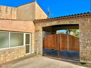  Maison à vendre 12 pièces 687 m²