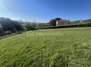  Terrain à vendre 842 m²