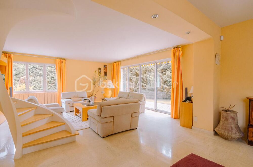 � vendre  Villa Bois-le-Roi (77590)