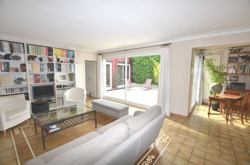 Vente Maison 91700 - Plain-pied de 9 pièces - 230 m² Sainte genevieve des bois