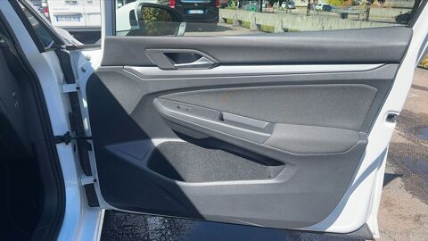 Golf VIII 1.5 eTSI 130 DSG7 Active Business 2022 occasion 69120 Vaulx En Velin