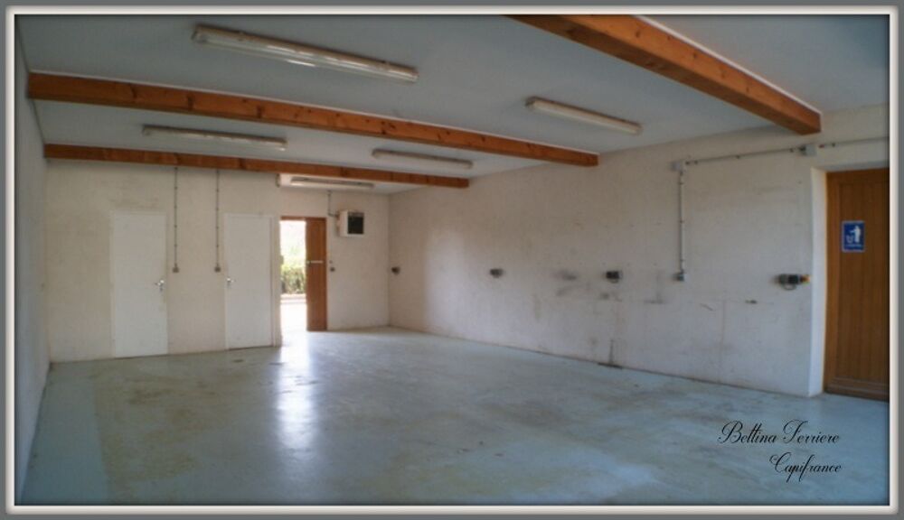   Entrepôt professionnel 590 m² sur 3 227 m² – Secteur Semur-en-Auxois / Avallon Semur en auxois