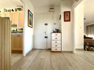 Vente Appartement AIX EN PROVENCE  TORSE TOUR D'AYGOSI Bel APPARTEMENT 76m2 AU 6EME ETAGE Aix en provence