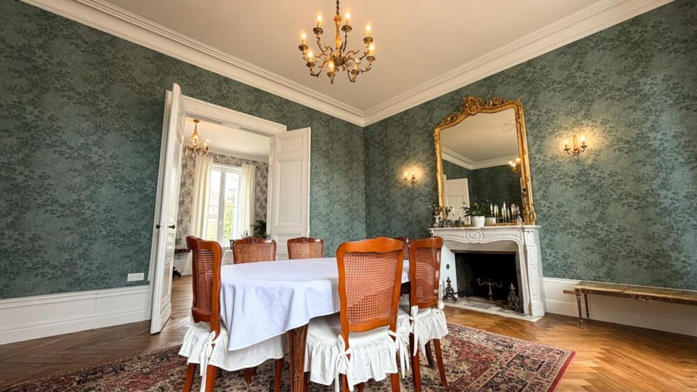 Vente Maison Maison de Maître meublée du XIXème intégralement rénovée Chatellerault