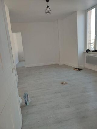  Appartement à louer 2 pièces 63 m²