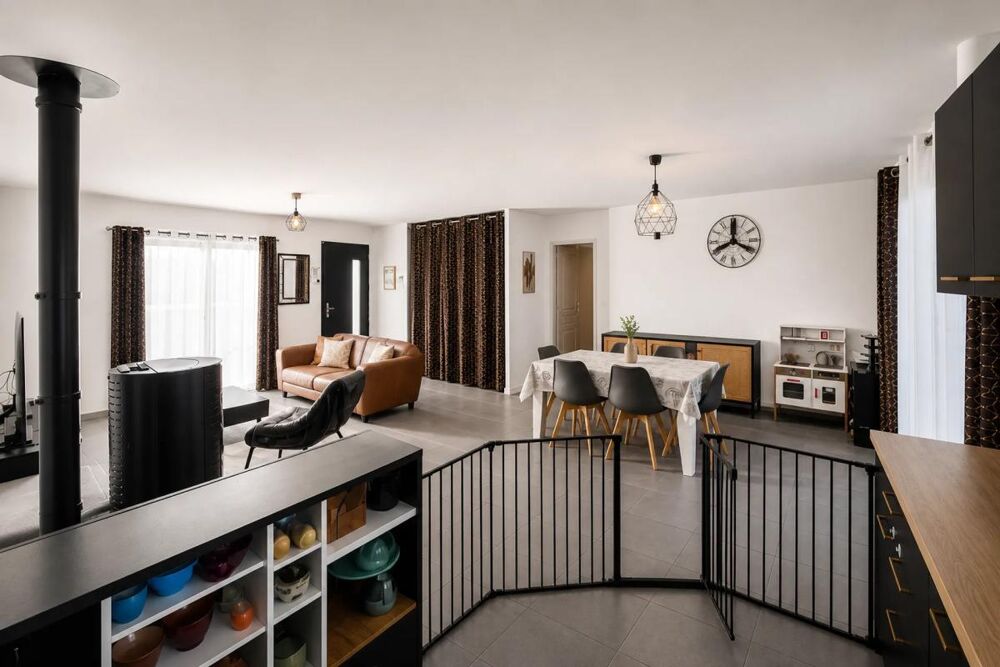 Maison de 4 pièces de 92 m² à Thilouze