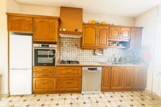  Maison � vendre 11 pi�ces 165 m�