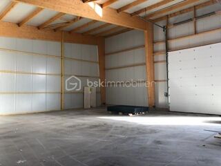  Immeuble à vendre 3 pièces 636 m²
