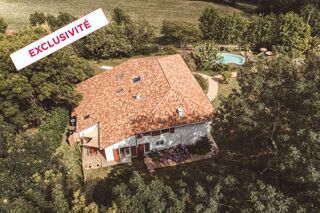  Immeuble � vendre 13 pi�ces 426 m�