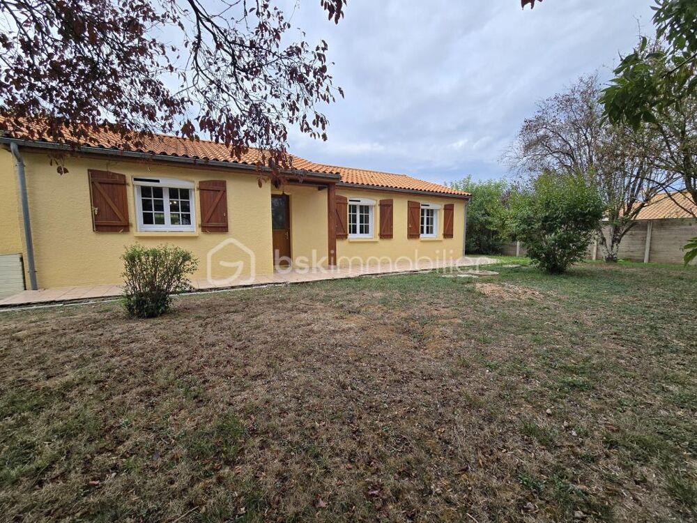 Vente Maison Plain-pied 3 chambres – 110 m² – Terrain 1 020 m² – Double garage Saint martin de bernegoue