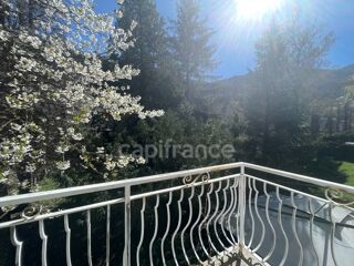  Maison à vendre 13 pièces 341 m²