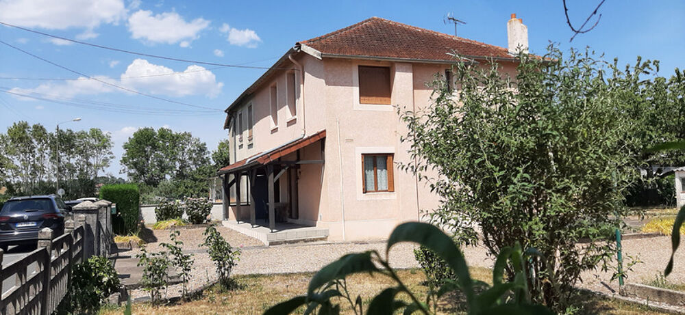 Vente Maison GRANDE MAISON FAMILIALE AVEC 4 CHAMBRES, DEPENDANCES ET TERRAIN Gueugnon