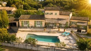  Propriété/château à vendre 5 pièces 185 m²