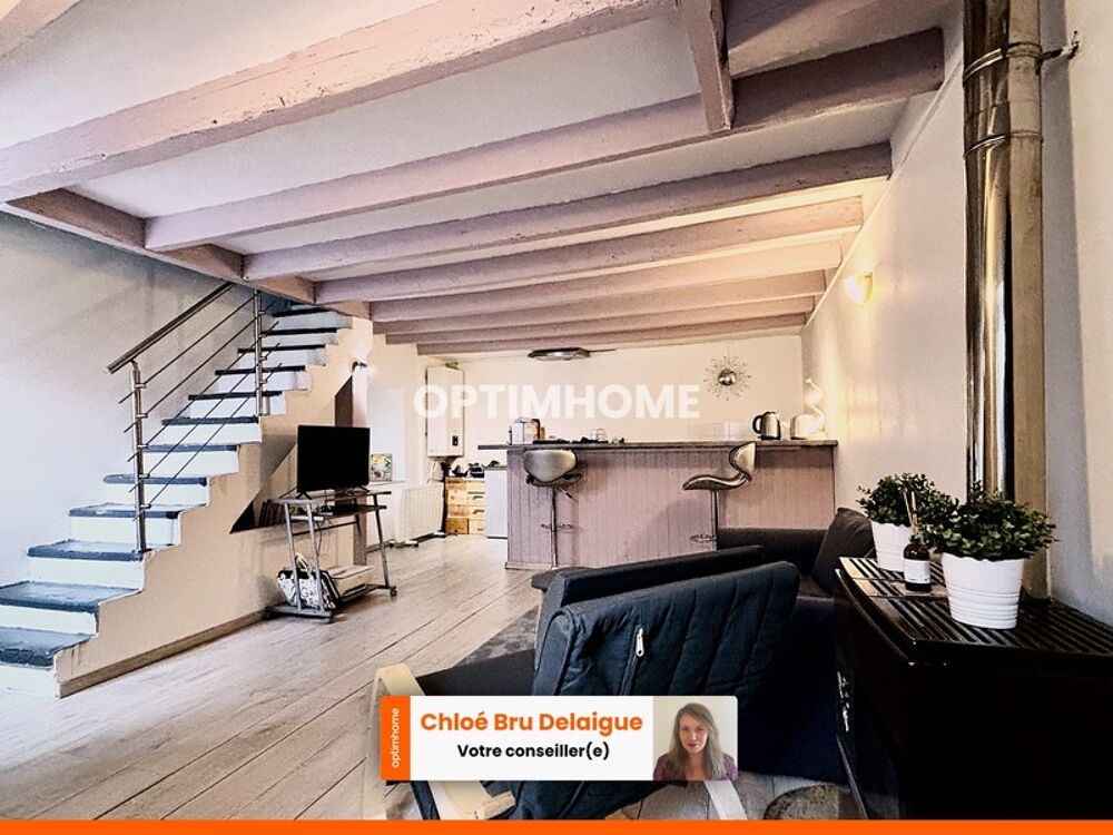 Toiture neuve, jardin, garage et potentiel d'aménagement : une maison de charme prête à accueillir vos projets ! (env. 76 m²)