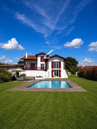  Villa à vendre 5 pièces 265 m²