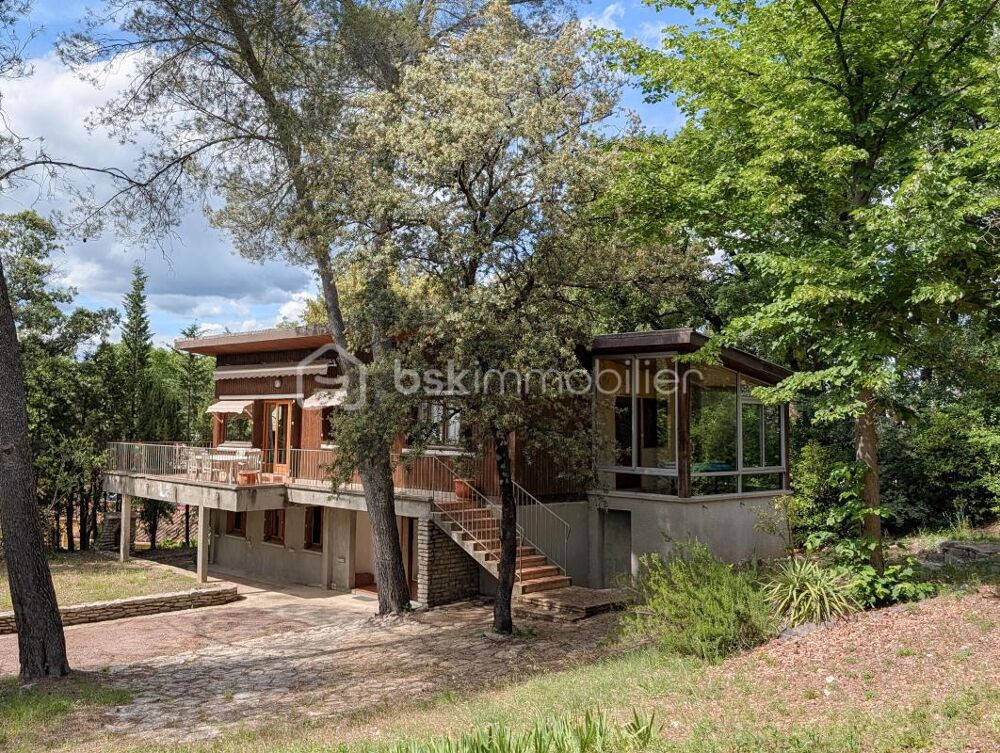 Villa à Prades-le-Lèz - Terrain de 1805 m²