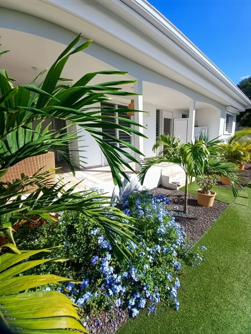 Vente Villa Villa premium T3 & son T2 à vendre à SAINTE ANNE Bourg (971) Guadeloupe - Sainte anne