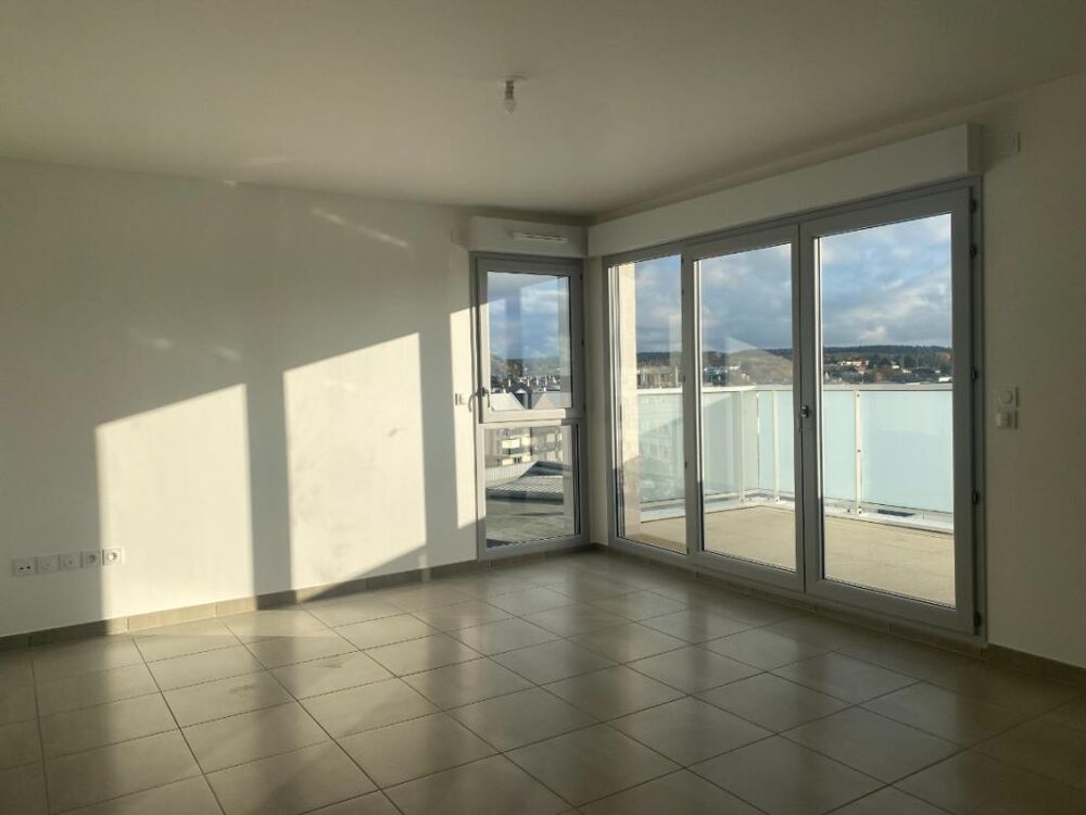 Location Appartement T3 avec balcon et parking à NEMOURS Nemours