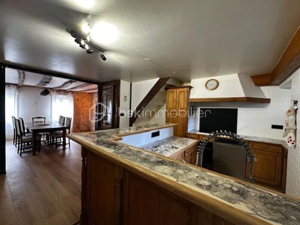 Maison 198 m2 - 8 pièces