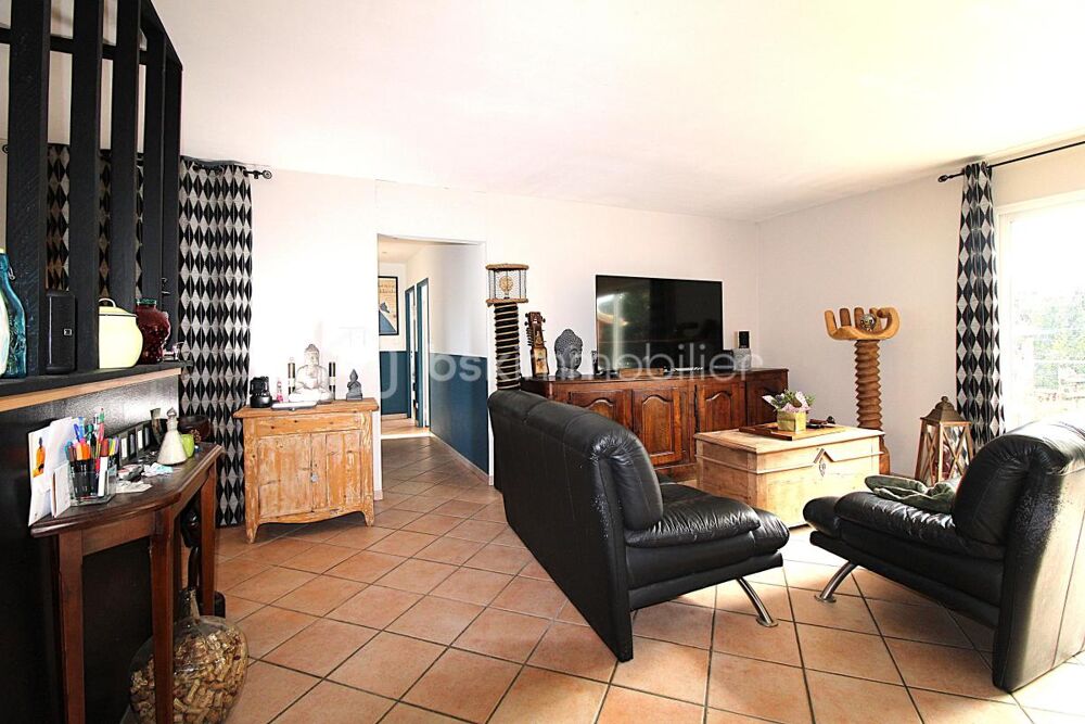Coup de coeur ! Maison T4 de 101m² avec porche de plus de 30m² sur terrain de 1697m²